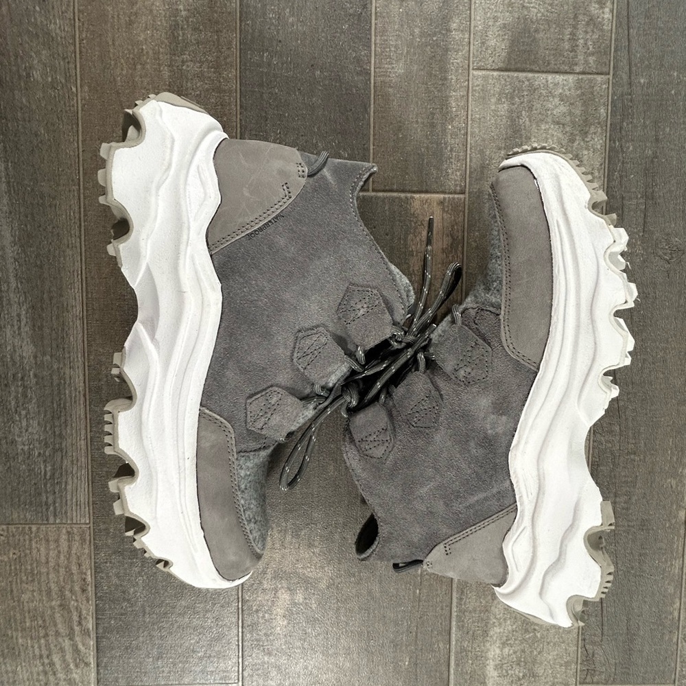 NEW Sorel Kinetic Breakthru Caribou Waterproof Boots - Picture 2 of 9